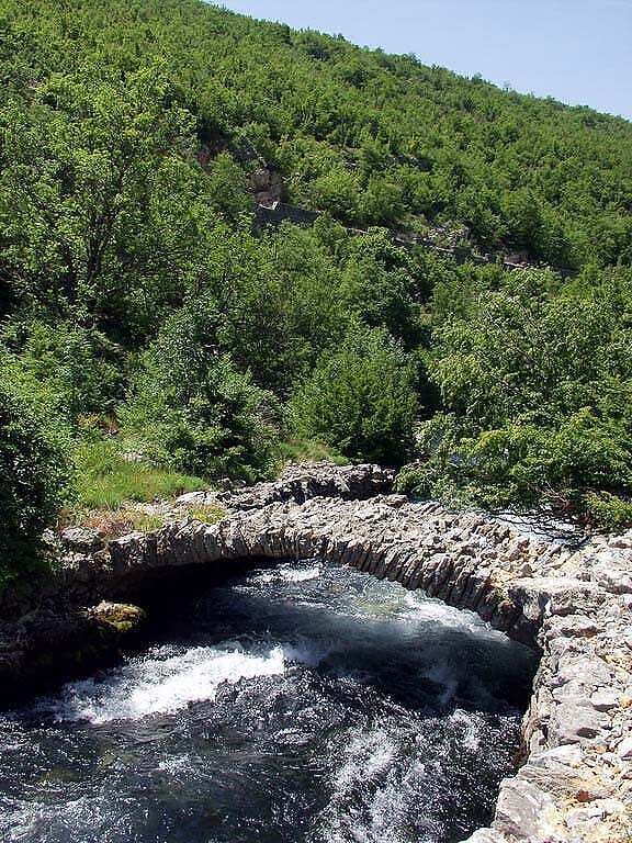 Kameni most na Krčiću